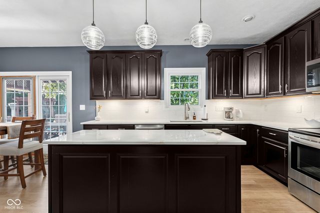 9981 Sugarleaf Place, Fishers, IN 46038