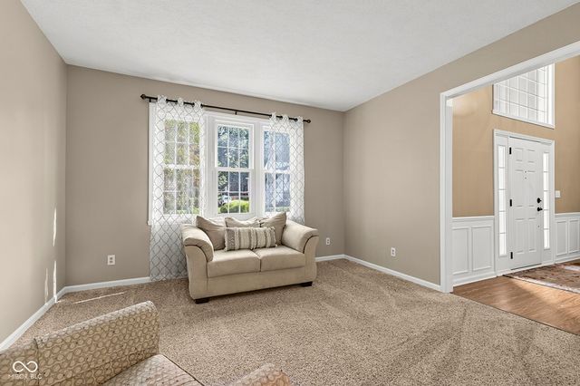 9981 Sugarleaf Place, Fishers, IN 46038