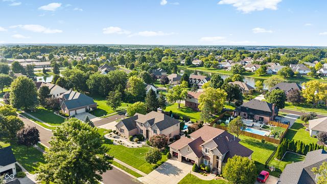 9981 Sugarleaf Place, Fishers, IN 46038