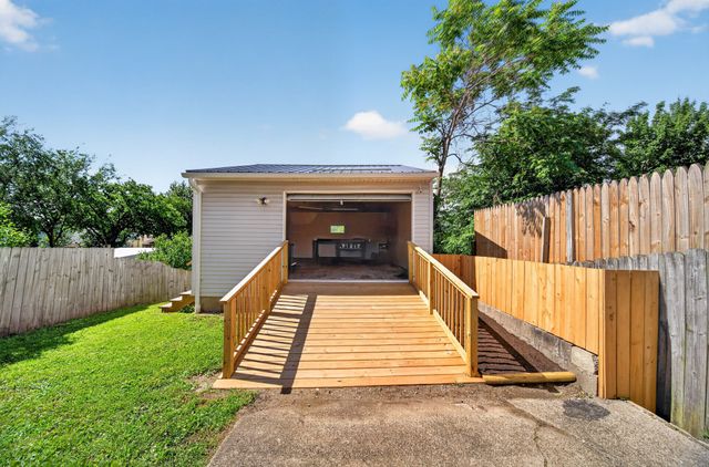 1128 E 27TH Street, Erie, PA 16504