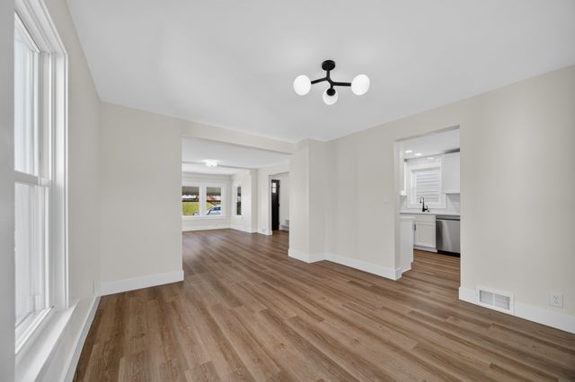 1128 E 27TH Street, Erie, PA 16504