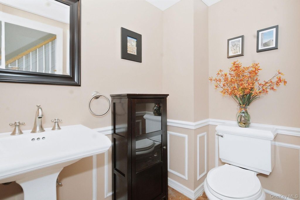 61 Westminster Road, Yorktown Heights, NY 10598 — photo 4