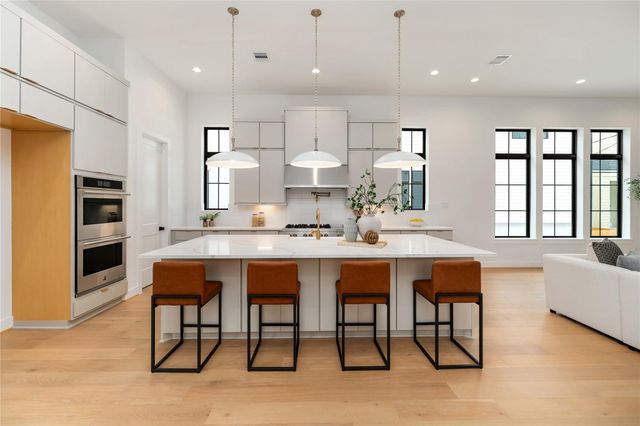 613 Wendel Street, Houston, TX 77009