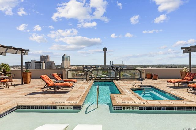 230 Dwyer Ave Unit 705, San Antonio, TX 78204