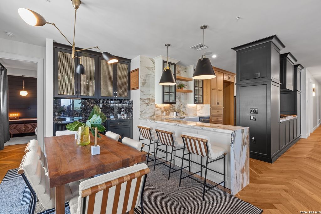 230 Dwyer Ave Unit 705, San Antonio, TX 78204