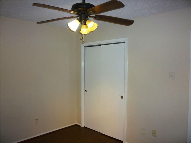 7207 Grackle Drive, Cypress, TX 77433