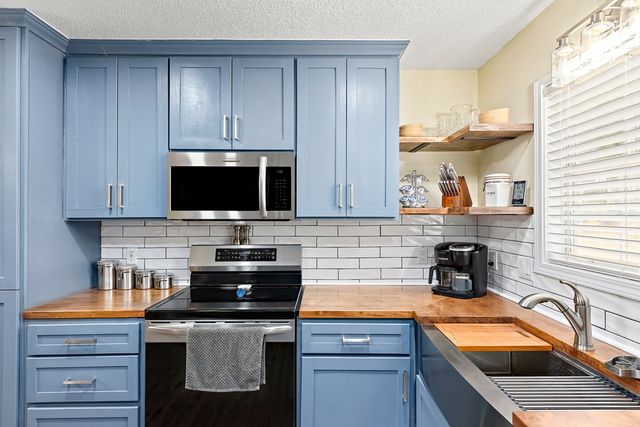 1638 Goose Hollow Rd, Geneva, AL 36340