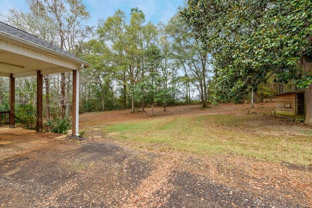 1638 Goose Hollow Rd, Geneva, AL 36340
