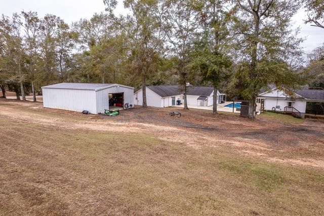 1638 Goose Hollow Rd, Geneva, AL 36340