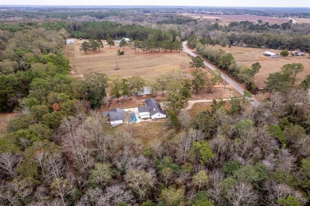 1638 Goose Hollow Rd, Geneva, AL 36340