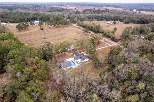 1638 Goose Hollow Rd, Geneva, AL 36340