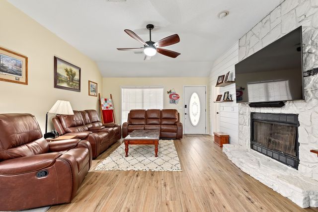 1638 Goose Hollow Rd, Geneva, AL 36340