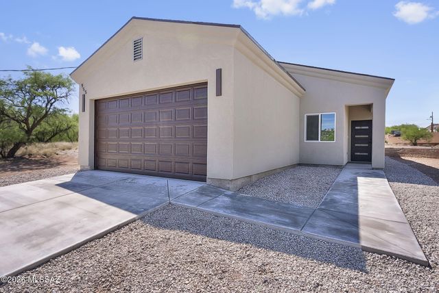 955 Tecla Court, Rio Rico, AZ 85648