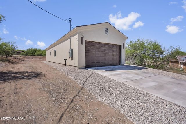 955 Tecla Court, Rio Rico, AZ 85648
