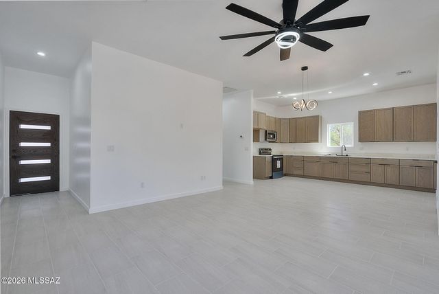 955 Tecla Court, Rio Rico, AZ 85648