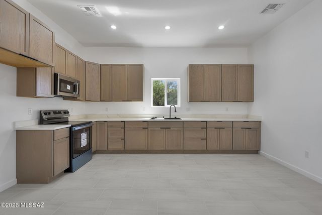 955 Tecla Court, Rio Rico, AZ 85648