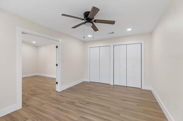 10808 Ridgeway ST, Jonestown, TX 78645