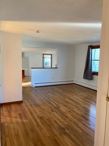 6 Maple Ave A, Scituate, MA 02066