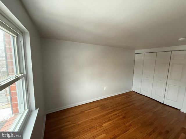 870 HILTON DR, Lancaster, PA 17603