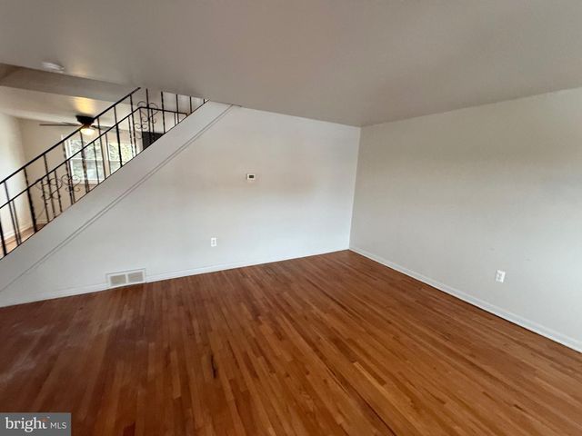 870 HILTON DR, Lancaster, PA 17603