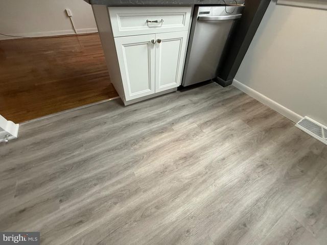 870 HILTON DR, Lancaster, PA 17603