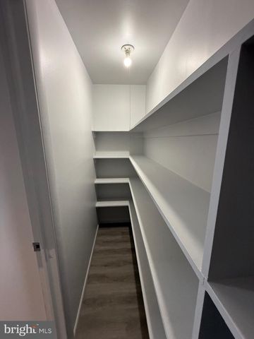 870 HILTON DR, Lancaster, PA 17603