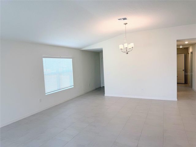 2905 LAVANDA DR, Haines City, FL 33844