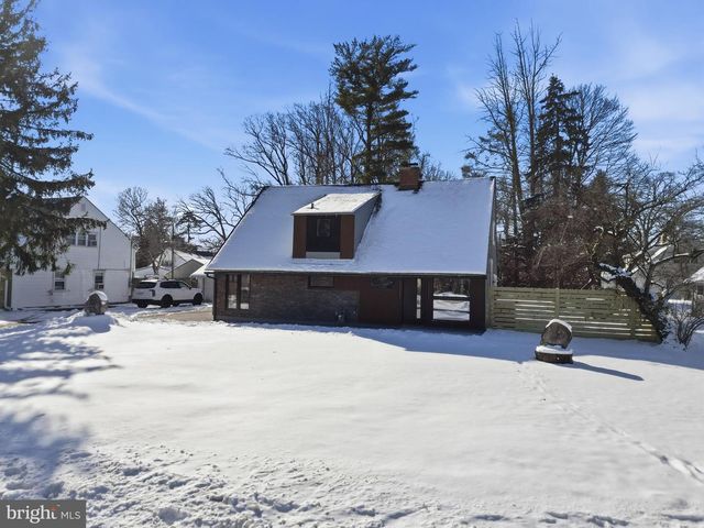 8004 GLADSTONE RD, Glenside, PA 19038