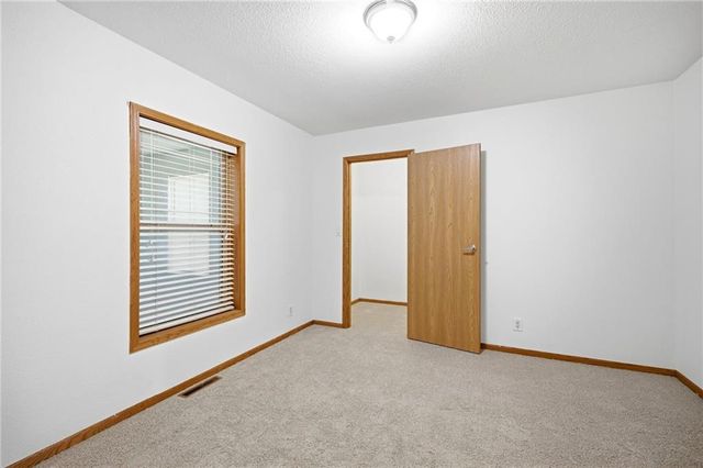 13520 S Sam Moore Road, Lone Jack, MO 64070