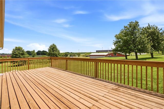 13520 S Sam Moore Road, Lone Jack, MO 64070