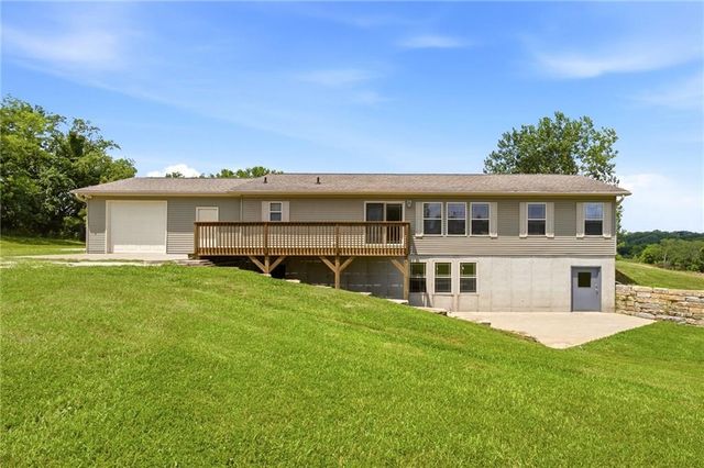 13520 S Sam Moore Road, Lone Jack, MO 64070