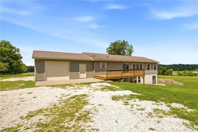 13520 S Sam Moore Road, Lone Jack, MO 64070