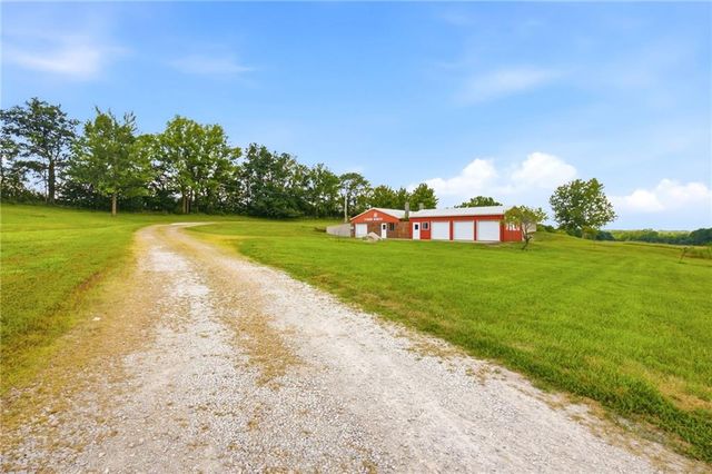13520 S Sam Moore Road, Lone Jack, MO 64070