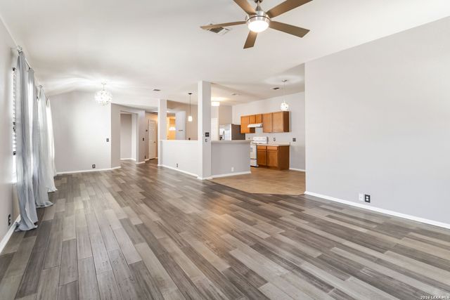 1911 Wormack, San Antonio, TX 78251