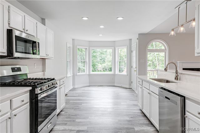 12812 Winfree St, Chester, VA 23831