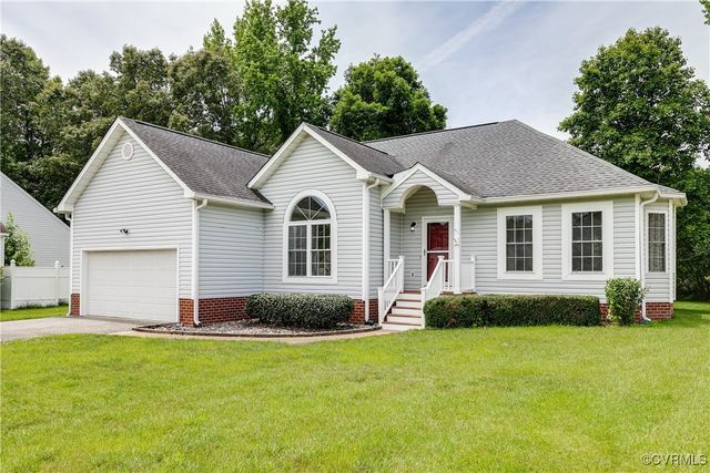 12812 Winfree St, Chester, VA 23831