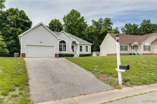 12812 Winfree St, Chester, VA 23831