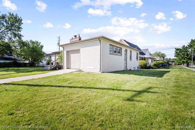 14741 Dasher Avenue, Allen Park, MI 48101