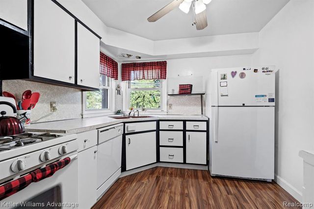 14741 Dasher Avenue, Allen Park, MI 48101