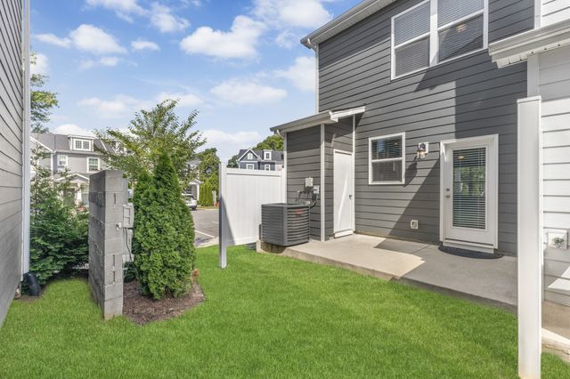 1226 Hope Village Way, Hermitage, TN 37076