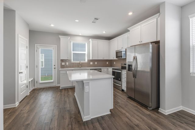 1226 Hope Village Way, Hermitage, TN 37076