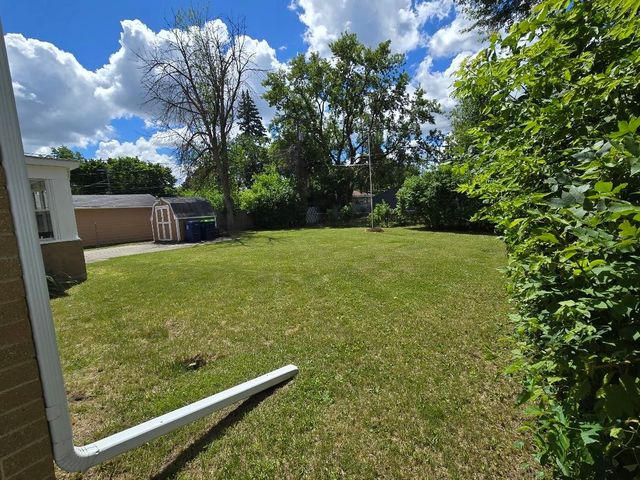 549 Pioneer Trail, Saginaw, MI 48604