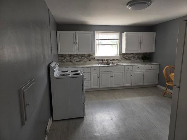 549 Pioneer Trail, Saginaw, MI 48604