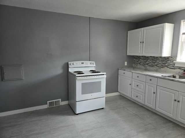 549 Pioneer Trail, Saginaw, MI 48604
