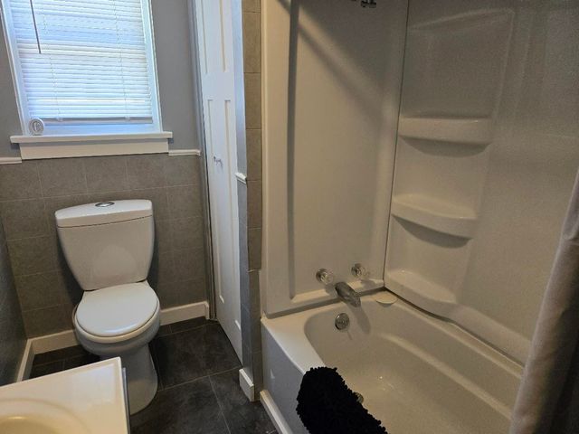 549 Pioneer Trail, Saginaw, MI 48604