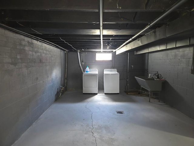 549 Pioneer Trail, Saginaw, MI 48604