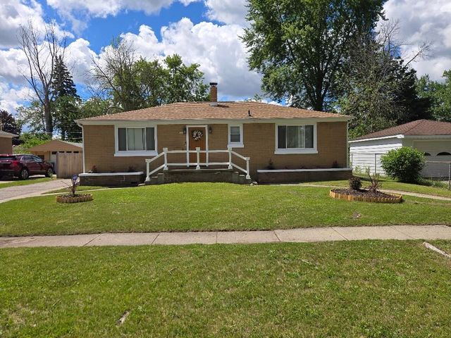 549 Pioneer Trail, Saginaw, MI 48604