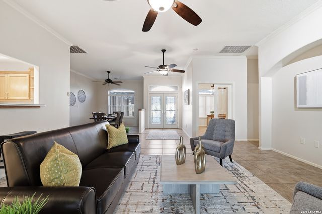 11421 Ware Seguin, Schertz, TX 78154