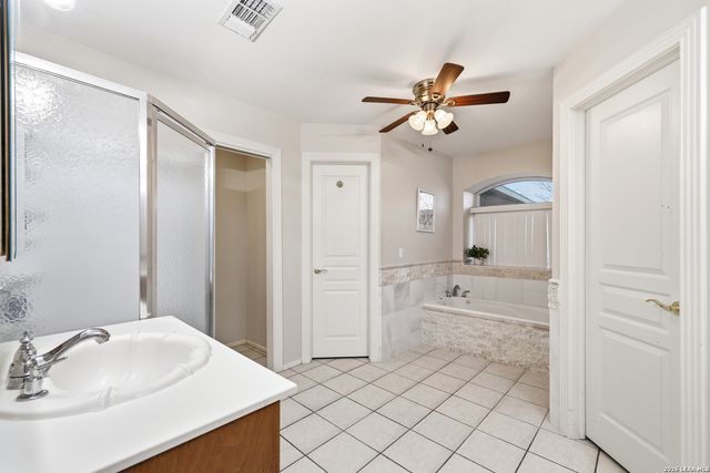 11421 Ware Seguin, Schertz, TX 78154