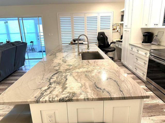 14609 LORIDAWN DRIVE 4, Seminole, FL 33776